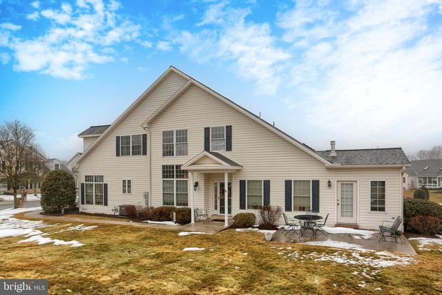 7748 GRAYBILL DR, Harrisburg, PA 17112