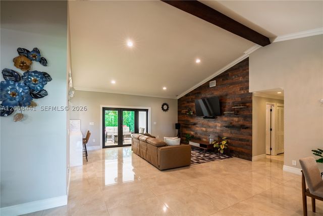 15600 NW 82nd Ct, Miami Lakes, FL 33016