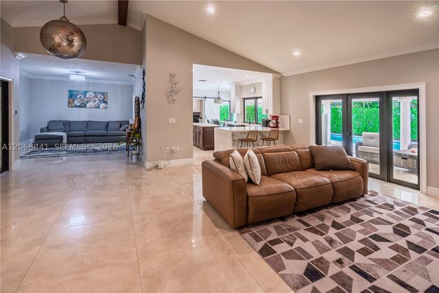 15600 NW 82nd Ct, Miami Lakes, FL 33016