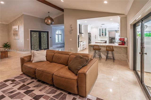 15600 NW 82nd Ct, Miami Lakes, FL 33016