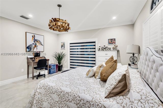 15600 NW 82nd Ct, Miami Lakes, FL 33016