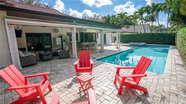 15600 NW 82nd Ct, Miami Lakes, FL 33016