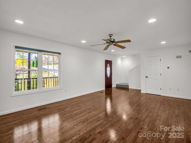 292 Jones Road, Fletcher, NC 28732