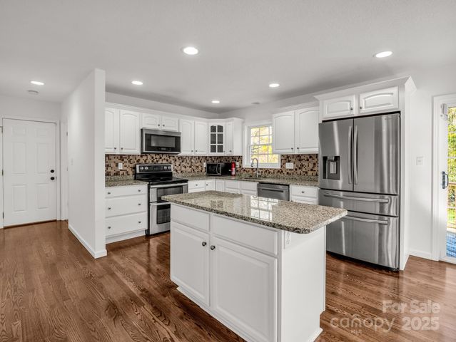 292 Jones Road, Fletcher, NC 28732