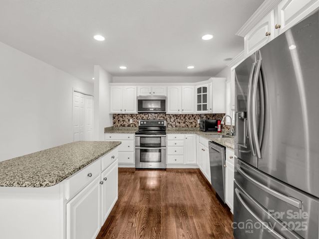 292 Jones Road, Fletcher, NC 28732