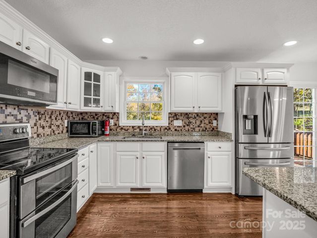 292 Jones Road, Fletcher, NC 28732