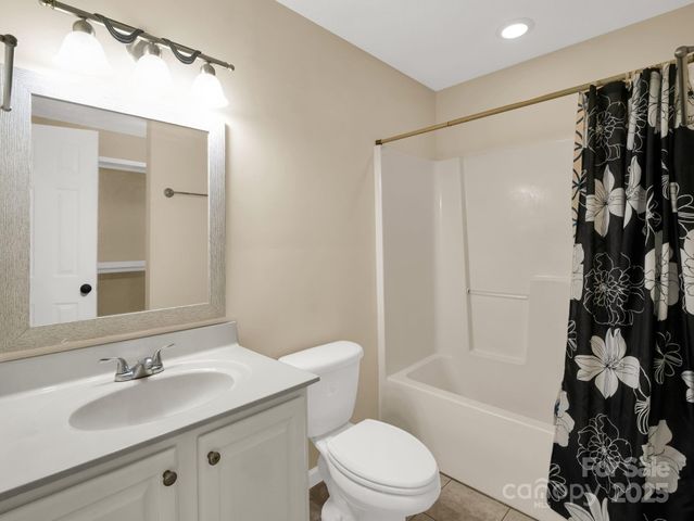 292 Jones Road, Fletcher, NC 28732