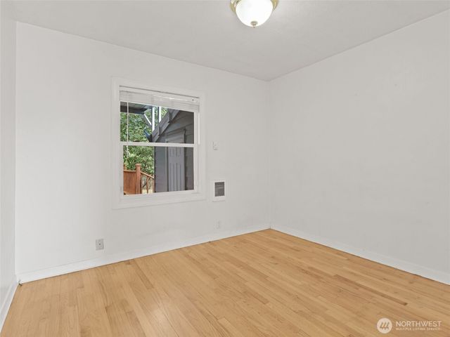 614 15th Street NW, Puyallup, WA 98371