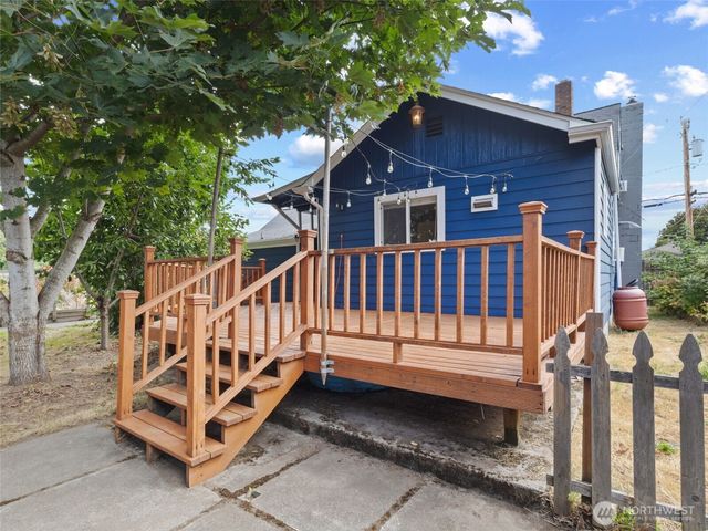 614 15th Street NW, Puyallup, WA 98371