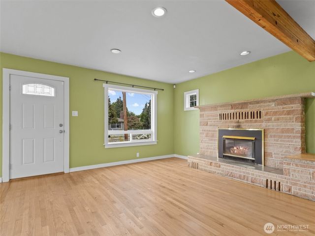 614 15th Street NW, Puyallup, WA 98371
