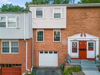 104 Hickory Circle, North Strabane, PA 15317