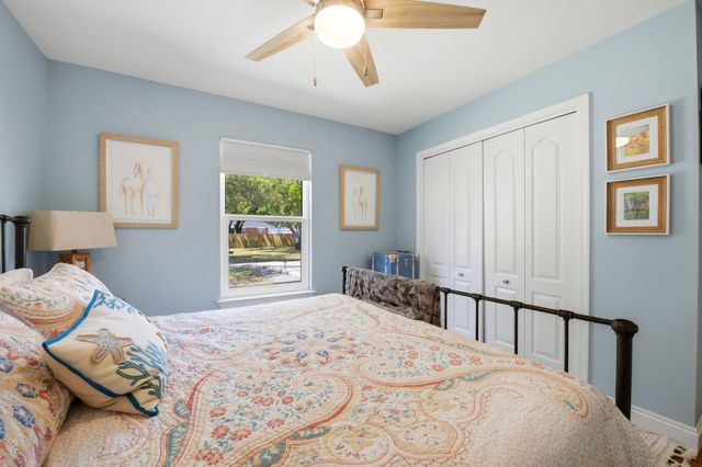 1959 Hawthorne Drive, Navarre, FL 32566