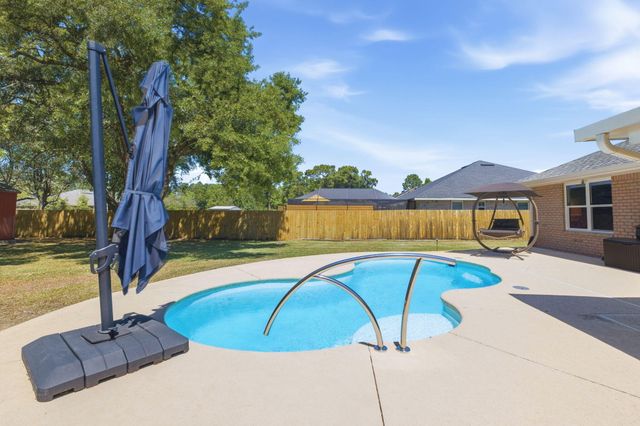 1959 Hawthorne Drive, Navarre, FL 32566