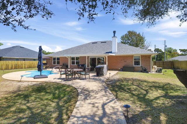 1959 Hawthorne Drive, Navarre, FL 32566