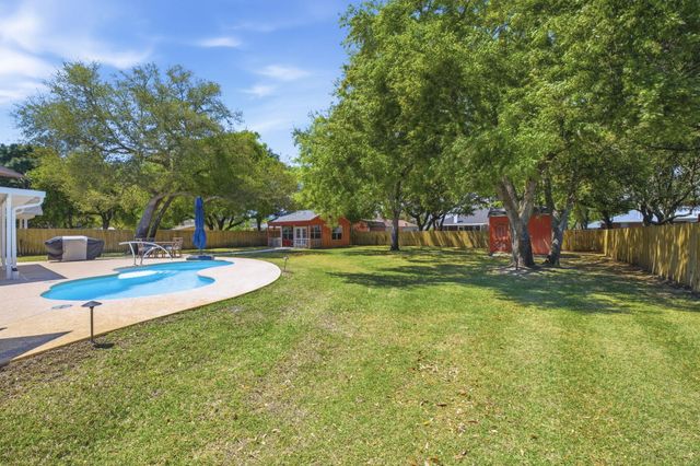 1959 Hawthorne Drive, Navarre, FL 32566