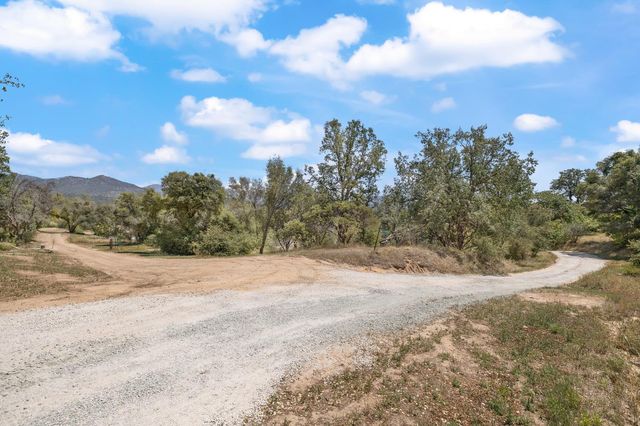 30900 Road 222, North Fork, CA 93643