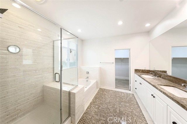 2824 Villa Catalonia Court, Corona, CA 92881