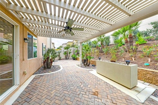 2824 Villa Catalonia Court, Corona, CA 92881