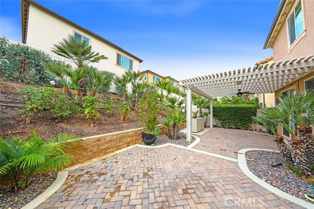 2824 Villa Catalonia Court, Corona, CA 92881