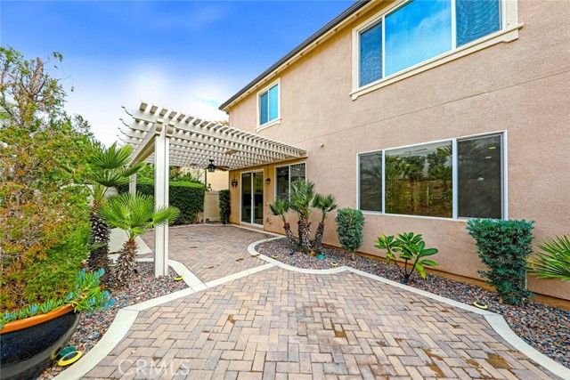 2824 Villa Catalonia Court, Corona, CA 92881