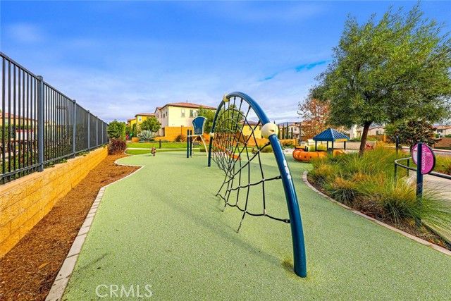 2824 Villa Catalonia Court, Corona, CA 92881