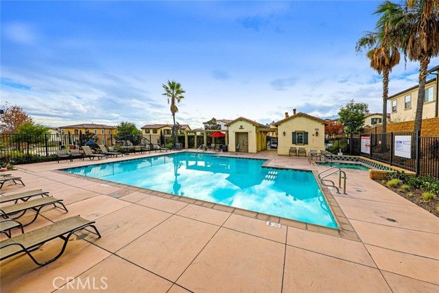2824 Villa Catalonia Court, Corona, CA 92881