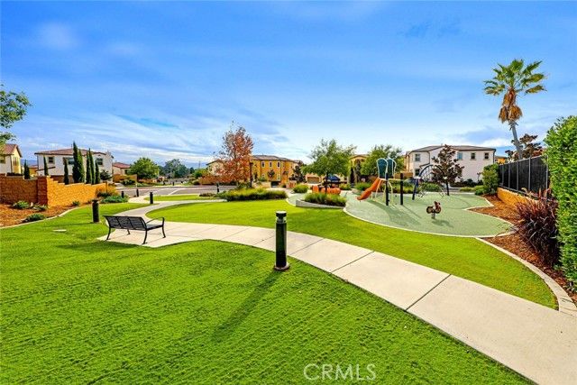 2824 Villa Catalonia Court, Corona, CA 92881