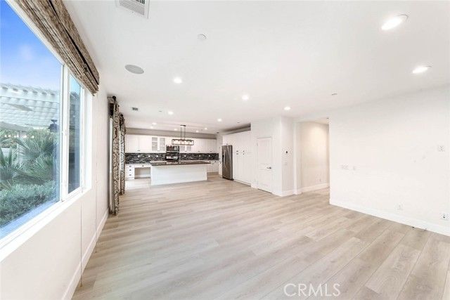 2824 Villa Catalonia Court, Corona, CA 92881