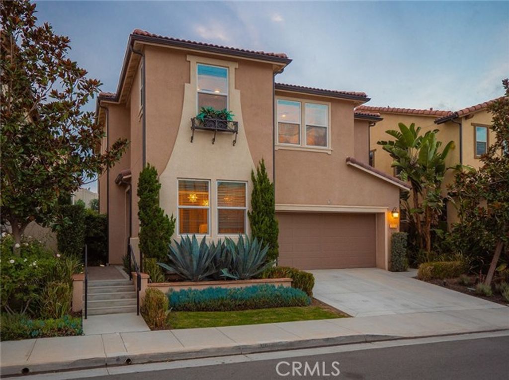 2824 Villa Catalonia Court, Corona, CA 92881