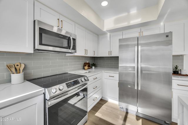 5009 W NEW WORLD Drive, Glendale, AZ 85302