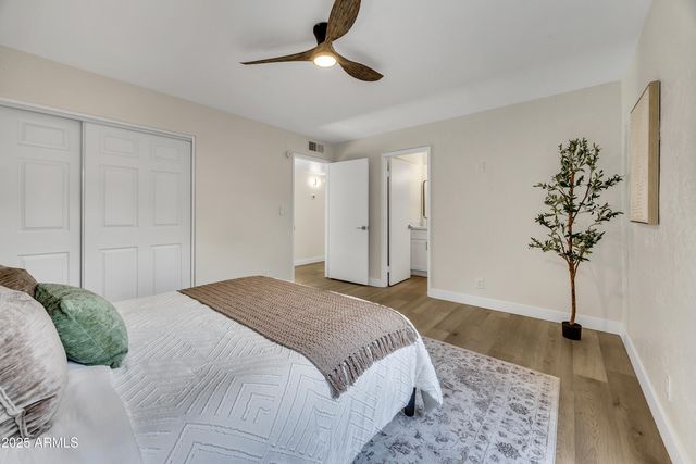 5009 W NEW WORLD Drive, Glendale, AZ 85302