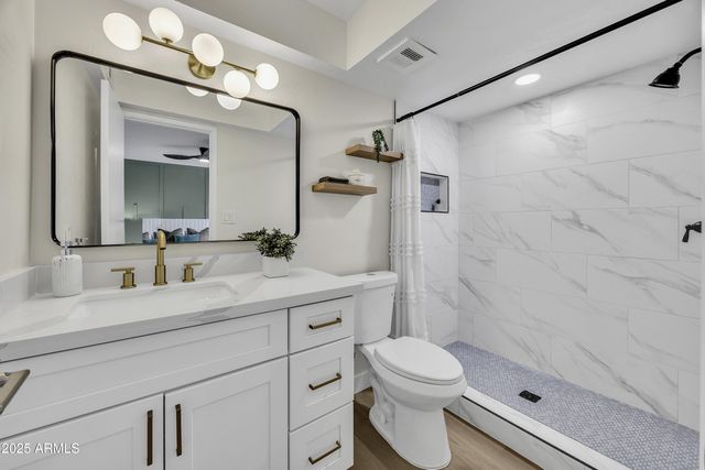 5009 W NEW WORLD Drive, Glendale, AZ 85302