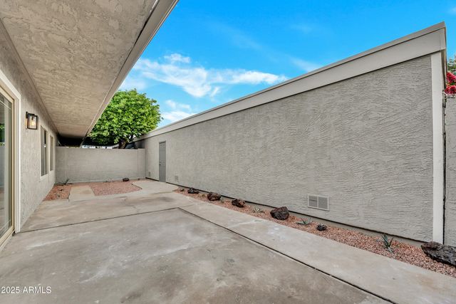 5009 W NEW WORLD Drive, Glendale, AZ 85302