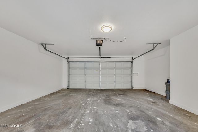 5009 W NEW WORLD Drive, Glendale, AZ 85302