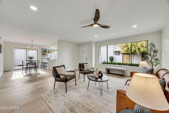 5009 W NEW WORLD Drive, Glendale, AZ 85302