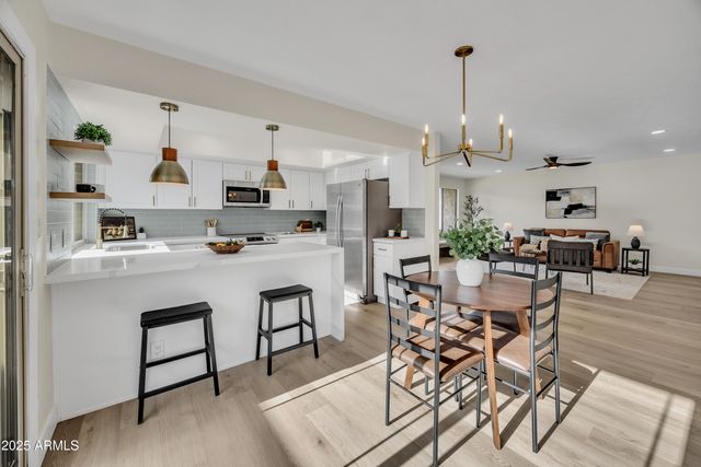 5009 W NEW WORLD Drive, Glendale, AZ 85302