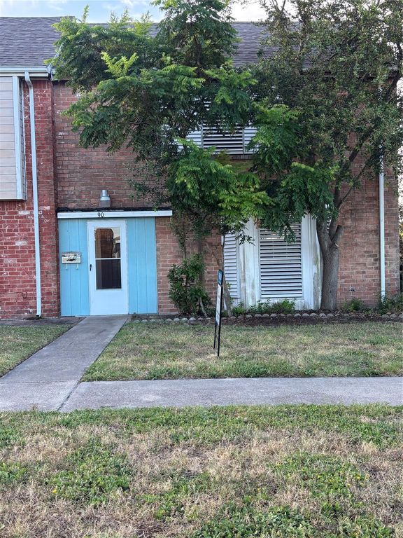 1901 Back Bay Drive, Galveston, TX 77551