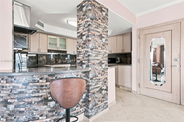 500 Bayview Drive 2121, Sunny Isles Beach, FL 33160