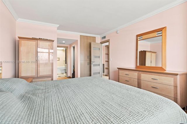 500 Bayview Drive 2121, Sunny Isles Beach, FL 33160