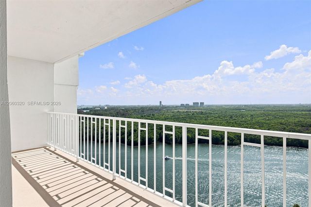 500 Bayview Drive 2121, Sunny Isles Beach, FL 33160