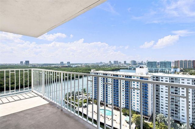 500 Bayview Drive 2121, Sunny Isles Beach, FL 33160
