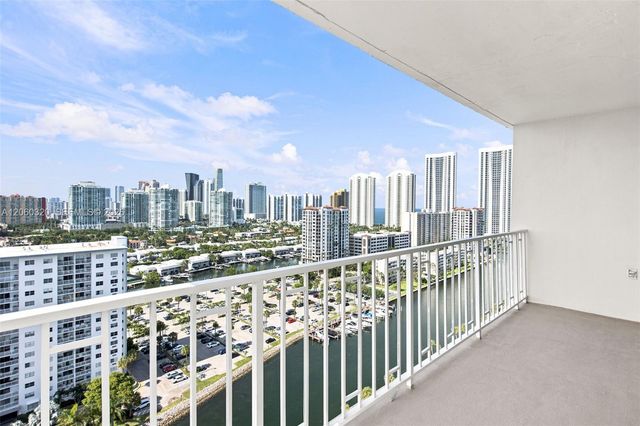 500 Bayview Drive 2121, Sunny Isles Beach, FL 33160