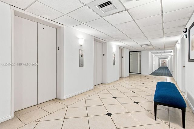 500 Bayview Drive 2121, Sunny Isles Beach, FL 33160