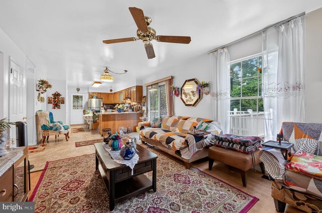 55 N STATE RD, Springfield, PA 19064