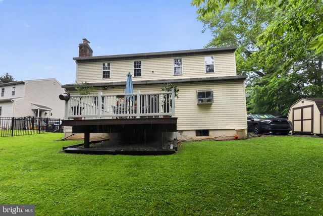 55 N STATE RD, Springfield, PA 19064
