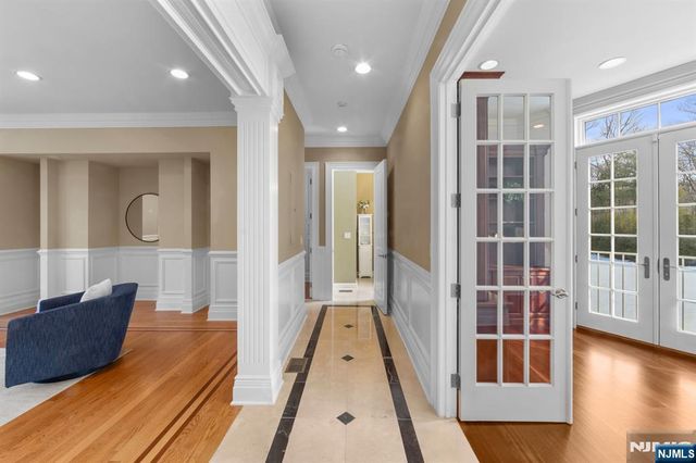 24 Tulip Tree Lane, Alpine, NJ 07620