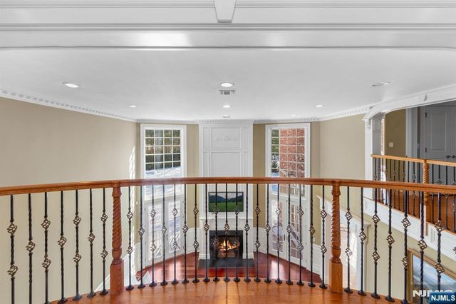 24 Tulip Tree Lane, Alpine, NJ 07620