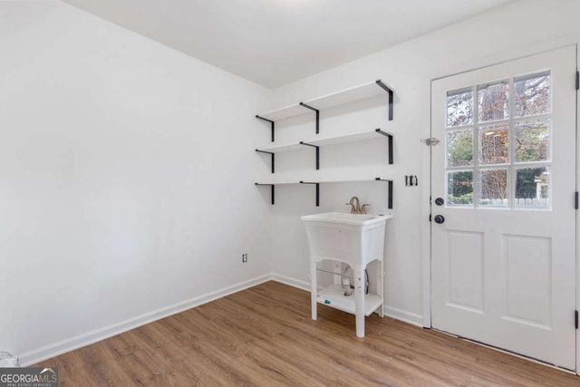 808 Valbrook Court SW, Lilburn, GA 30047