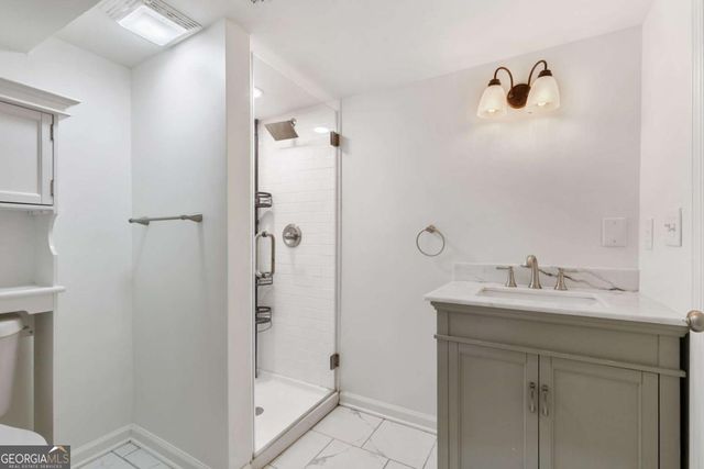 808 Valbrook Court SW, Lilburn, GA 30047