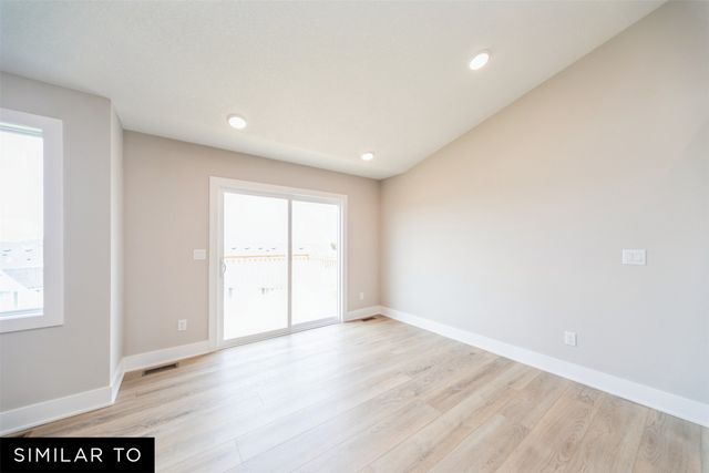 5520 NE Briarwood Drive, Ankeny, IA 50021